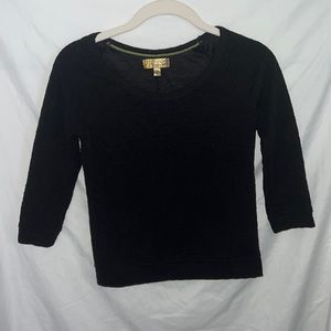 Princess Vera Wang black top
